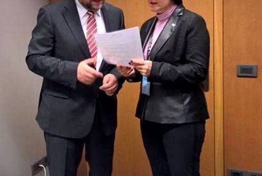 Europoslankyně &Scaron;ojdrov&aacute; s předsedou Evropsk&eacute;ho parlamentu Martinem Schulzem